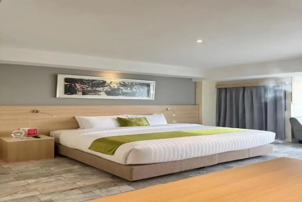 Бангкок: Jolly Suites & Spa Hotel