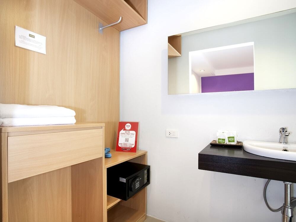 Бангкок: NIDA Rooms Narathivas 2888 Residence at Living Nara Place