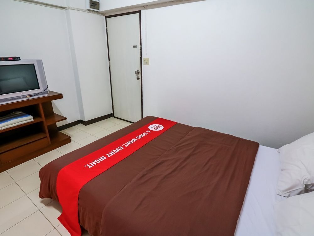 Бангкок: NIDA Rooms Narathivas 2888 Residence at Living Nara Place