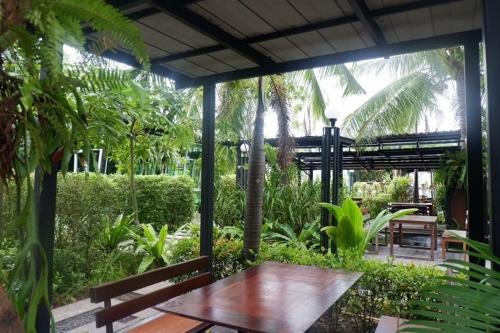 Сисакет: U-Siket Resort