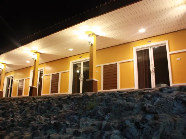 Клонг-Том: Srikanlaya Resort