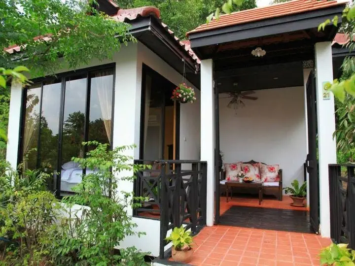 Паккрет: Ruen Parichart Tropical Resort
