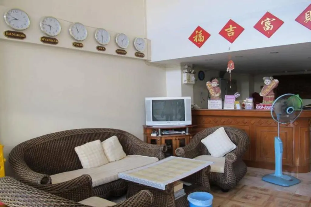 Мае-Сай: Vilai House