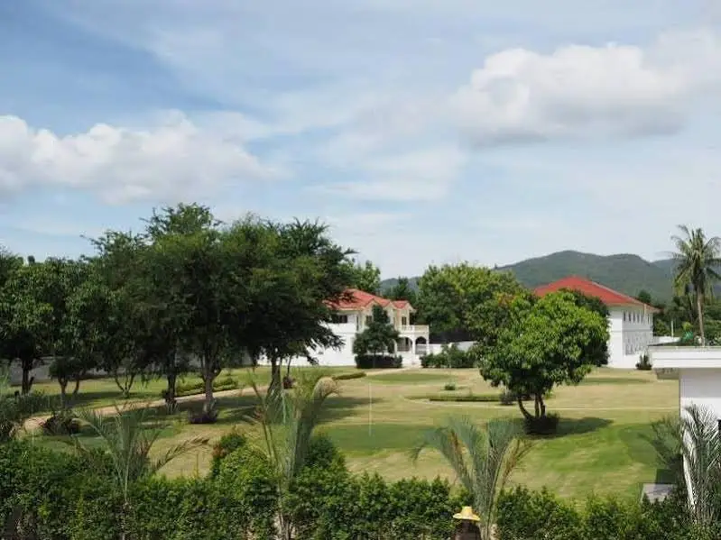 Чаам: Chilli Bordello Resort