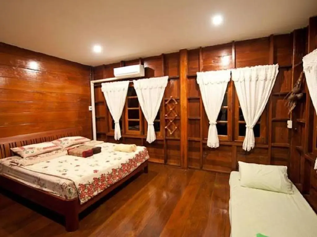 Сай Йок: Ban Mai Phai Pha Holiday House
