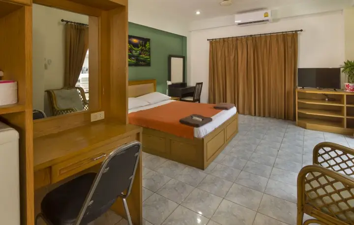Паттайя: Travellers Rest Hotel