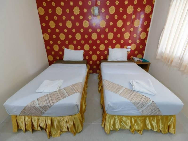Сурин: Suanpa Resort (SHA Extra Plus)