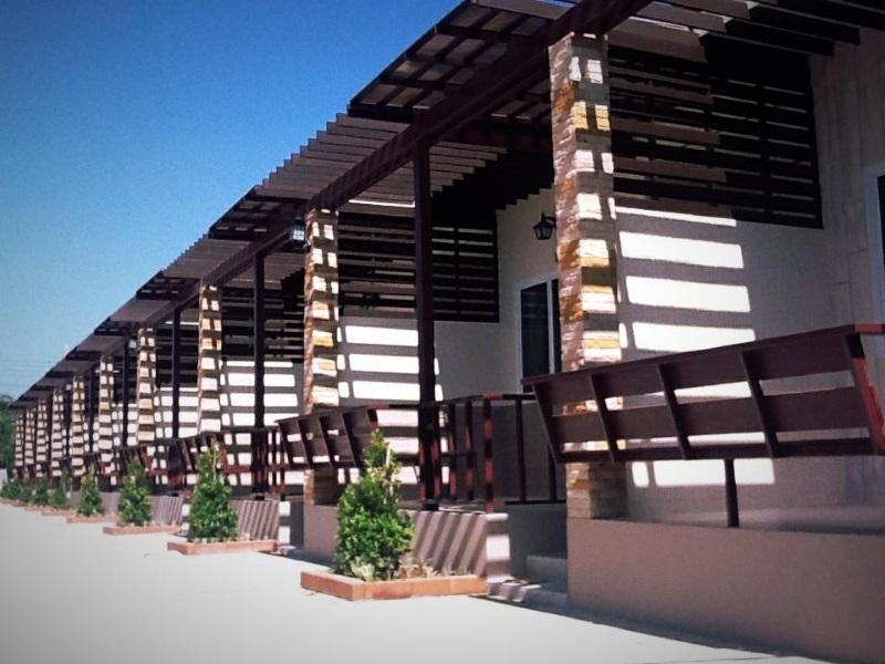 Сурин: Baan Charoensuk Resort