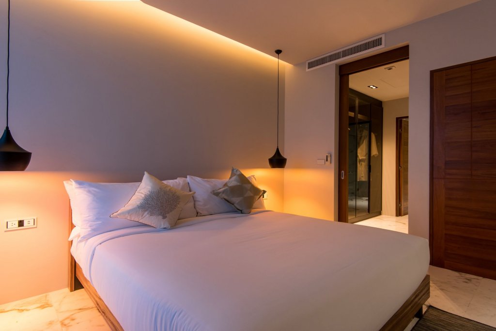 Кату: Glam Habitat Hotel