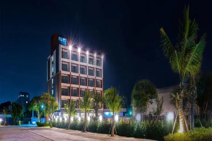carousel image 0