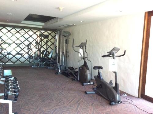 Хуахин: Away Las Tortugas Beach Front Condo