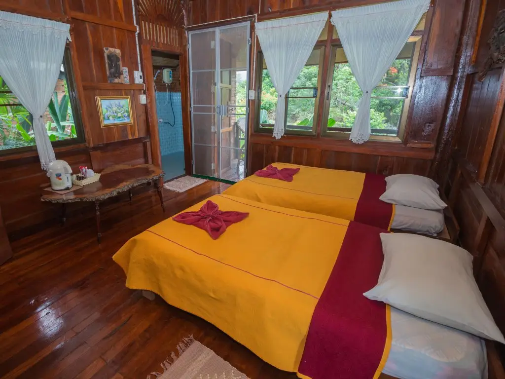 Паи: Pailin House
