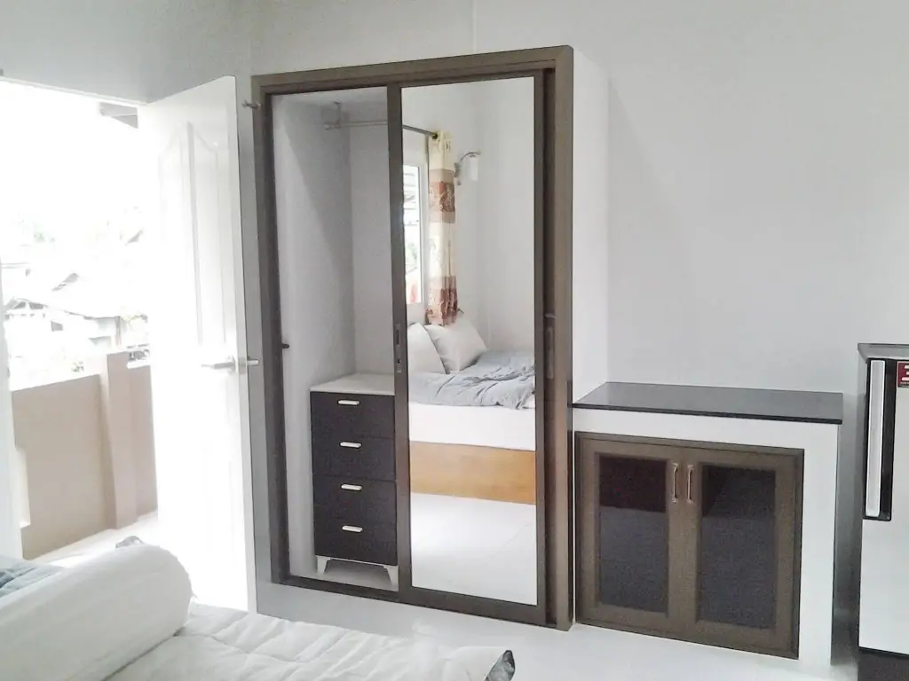 Тхаланг: Aree Apartment