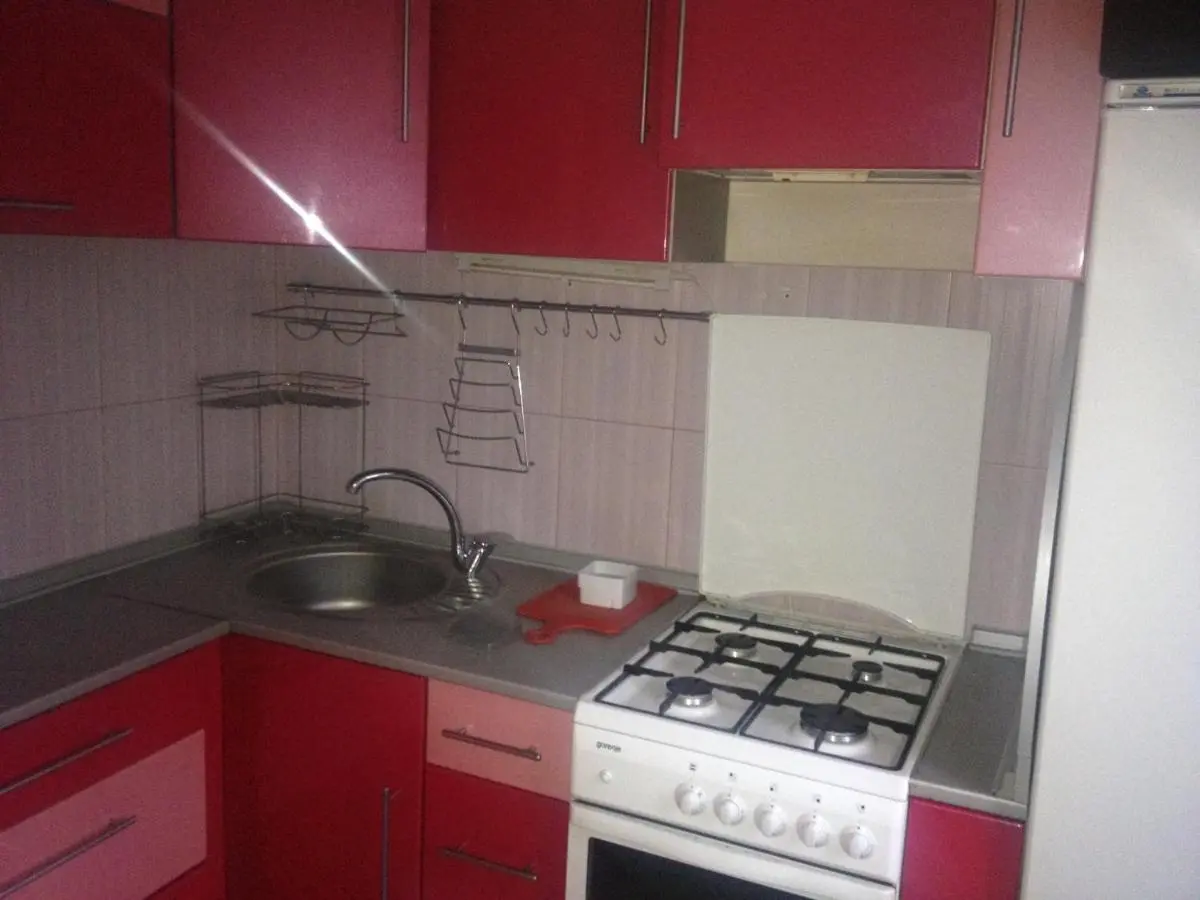Азов: Мира д 43 кв 8