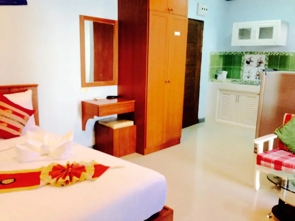 Кату: Rooms by Phuket Rent It