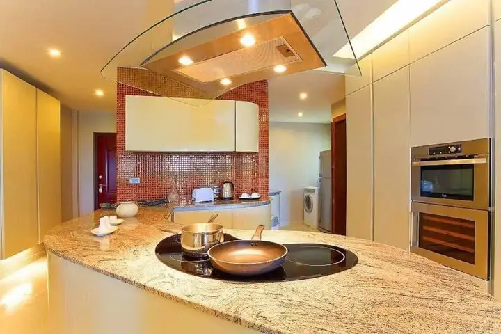 Паттайя: Ocean Fringe Apartment A