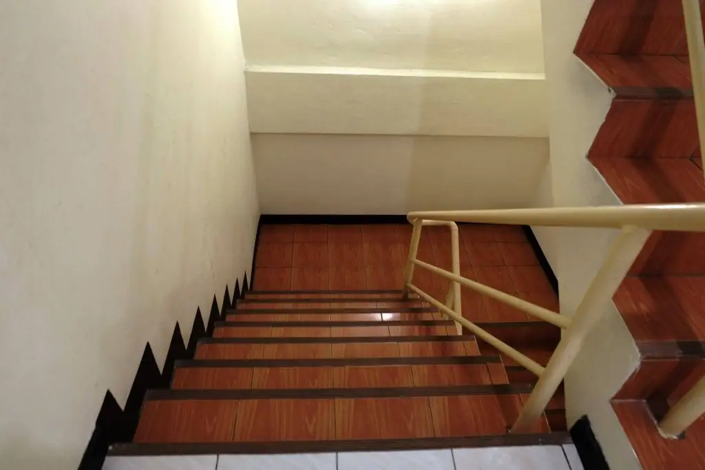 Паттайя: Parinyas Apartment