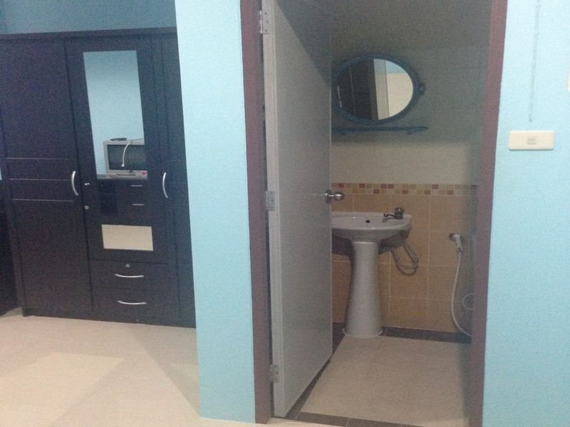 Банбынг: KateKaew Apartment