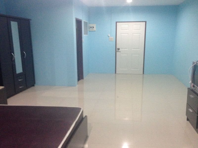 Банбынг: KateKaew Apartment