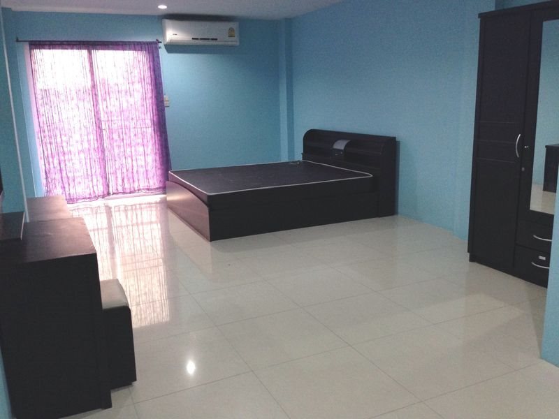 Банбынг: KateKaew Apartment