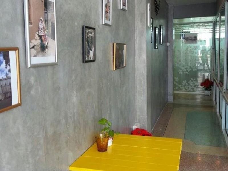 Бангкок: Baanyai Apartment