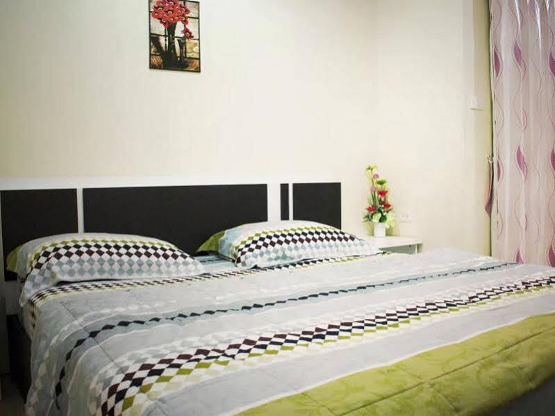 Кату: Rompon Guesthouse