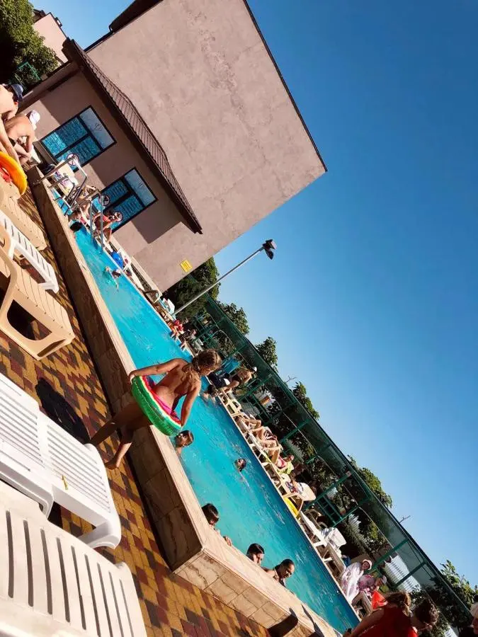 Таганрог: Apartments Crystal (L)