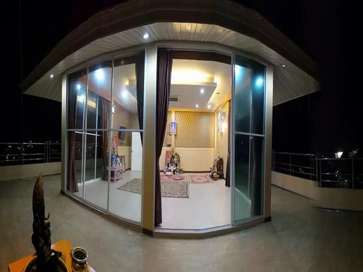 Патталунг: The Room Phatthalung
