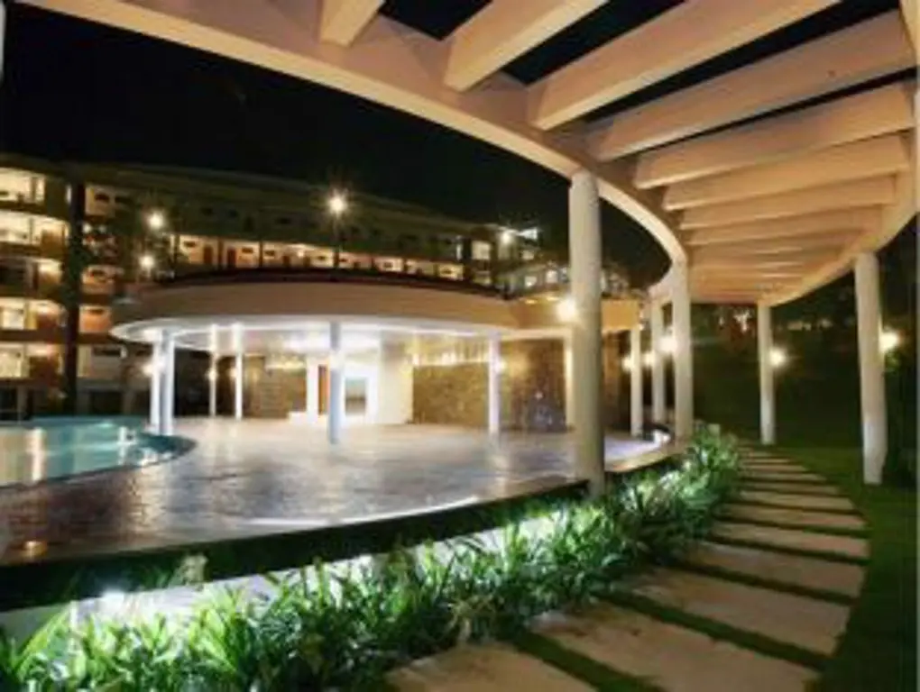 Пхаттхана Никхом: Naraihill Golf Resort and Country Club Hotel