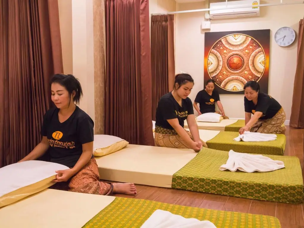 Thonglor Boutique & Spa — фото 1