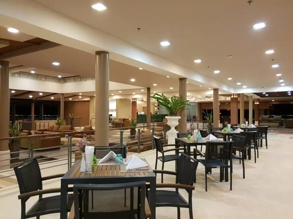 Хуахин: Wora Wana Hua Hin