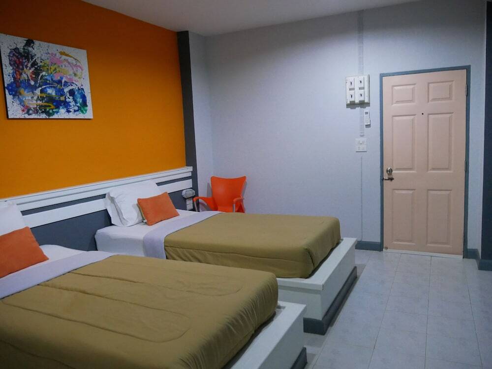 Бури Рам: PK Hotel