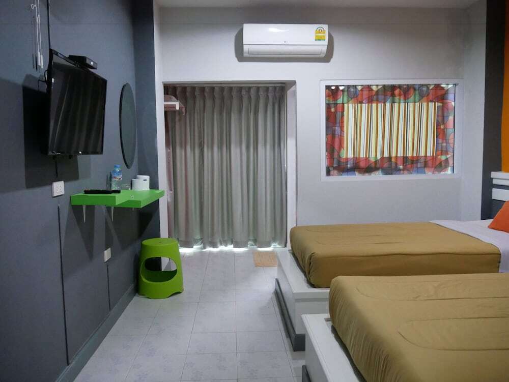 Бури Рам: PK Hotel