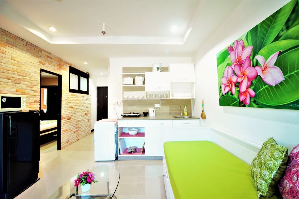 Кату: Patong Tower 1.3 Patong Beach by PHR