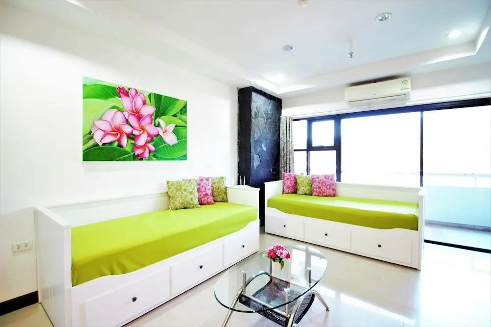 Кату: Patong Tower 1.3 Patong Beach by PHR