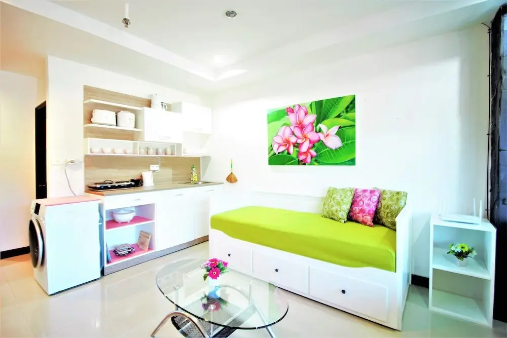 Кату: Patong Tower 1.3 Patong Beach by PHR