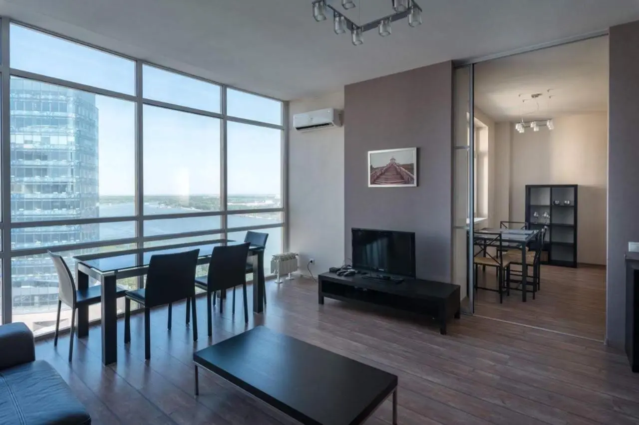 Ростов-на-Дону: Apartment on Voroshilovskiy 9