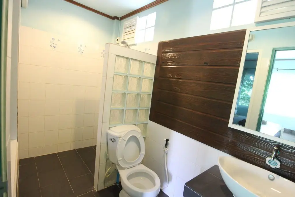 Пхи-Пхи-Дон: Tara Inn at The Rock