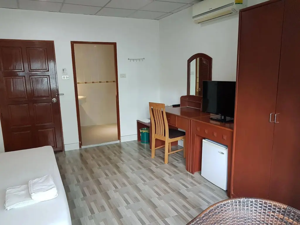 Пхукет: Welcome Inn Karon