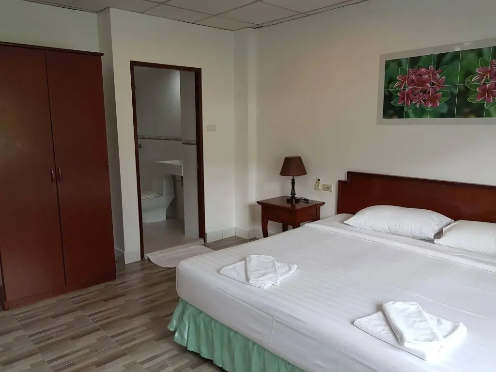 Пхукет: Welcome Inn Karon