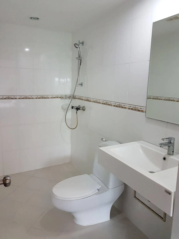 Пхукет: Welcome Inn Karon