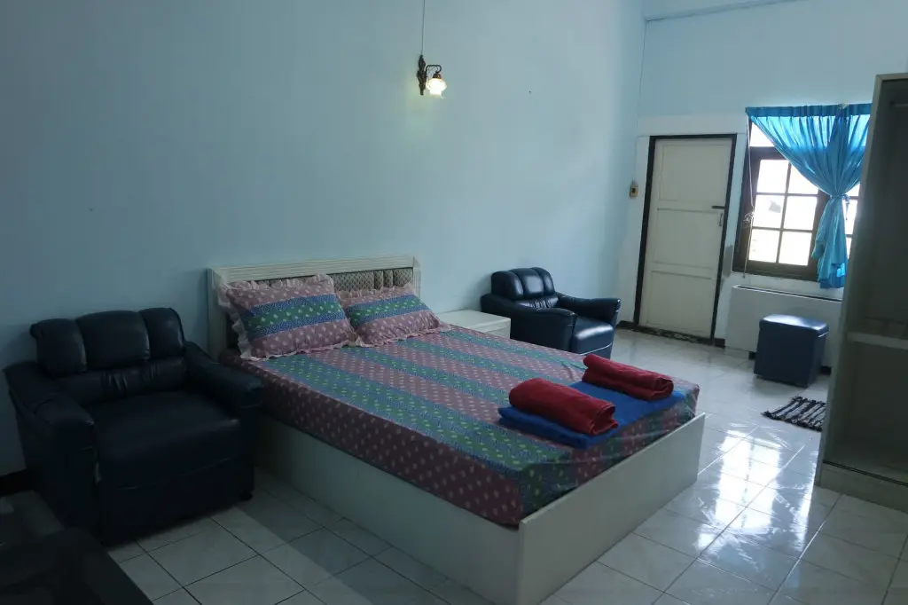 Ко Сичанг: Valentine Home Koh Sichang