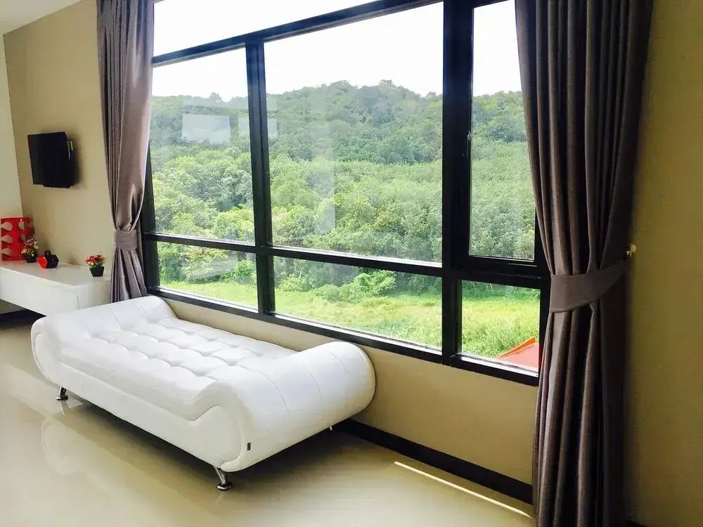 Муанг: Naiharn Beach Condo by High Class Asia