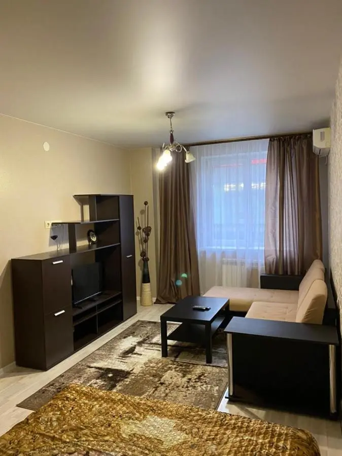 Аксай: Apartment on Suvorova