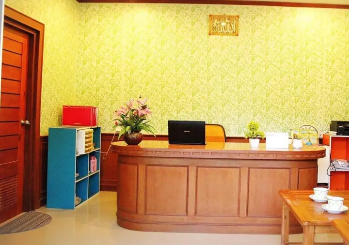 Краби: Bip House