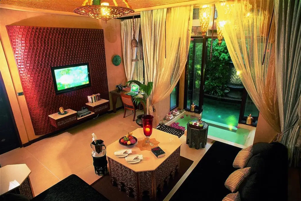 Муанг: The Baray Villa