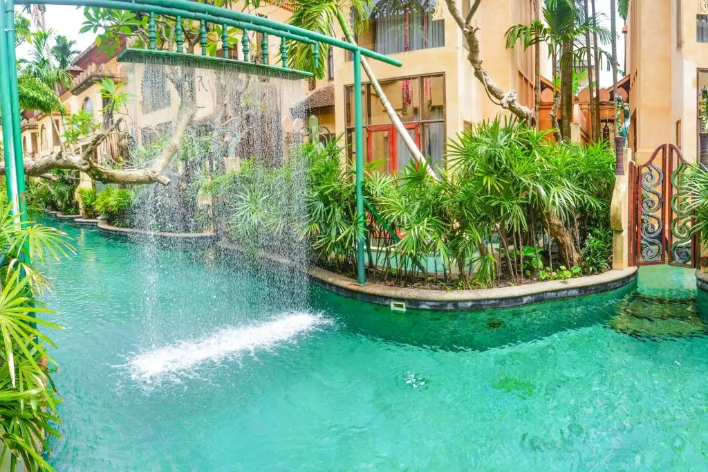 Муанг: The Baray Villa