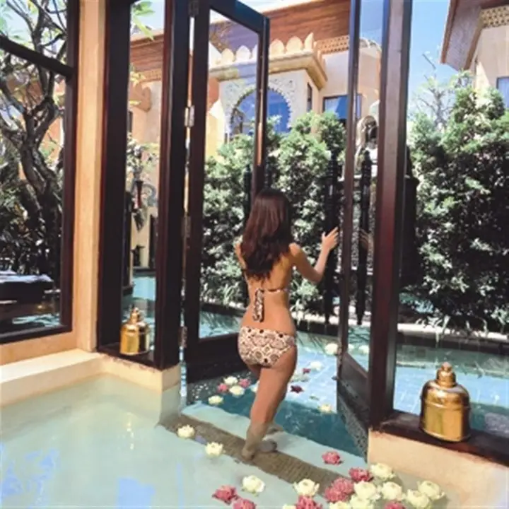 Муанг: The Baray Villa