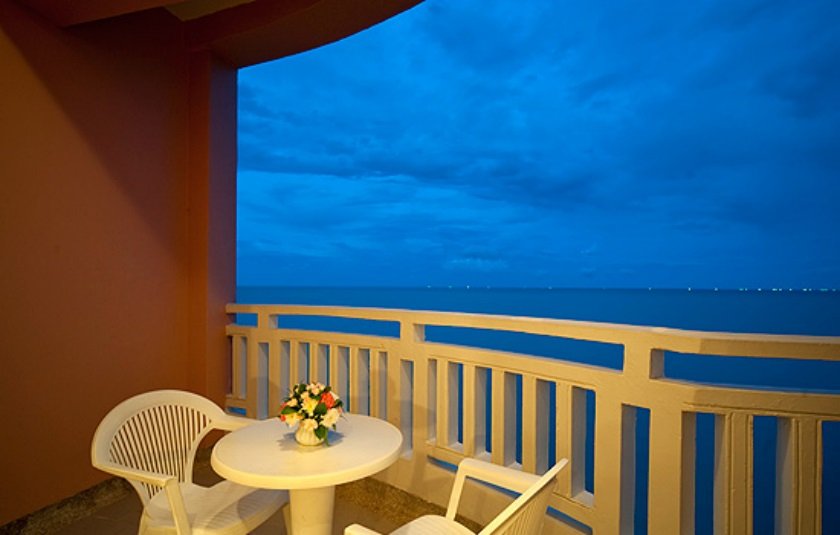 Чаам: Springfield Beach Resort