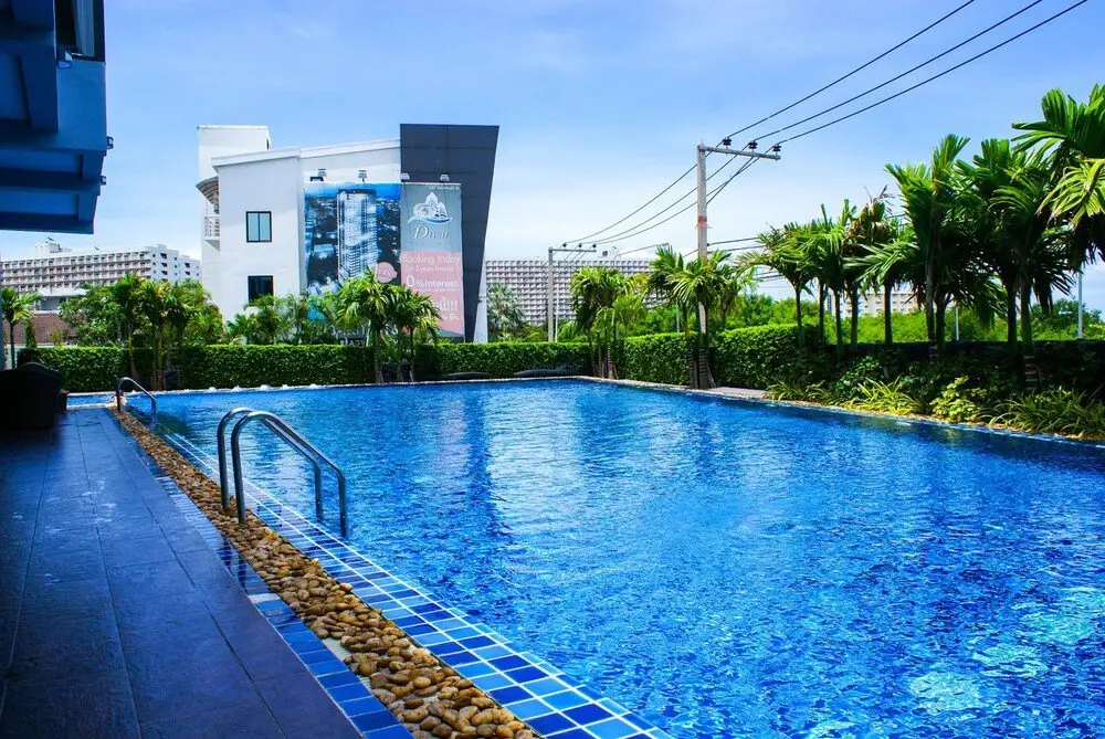 Паттайя: Dusit Grand Condo View Jomtien